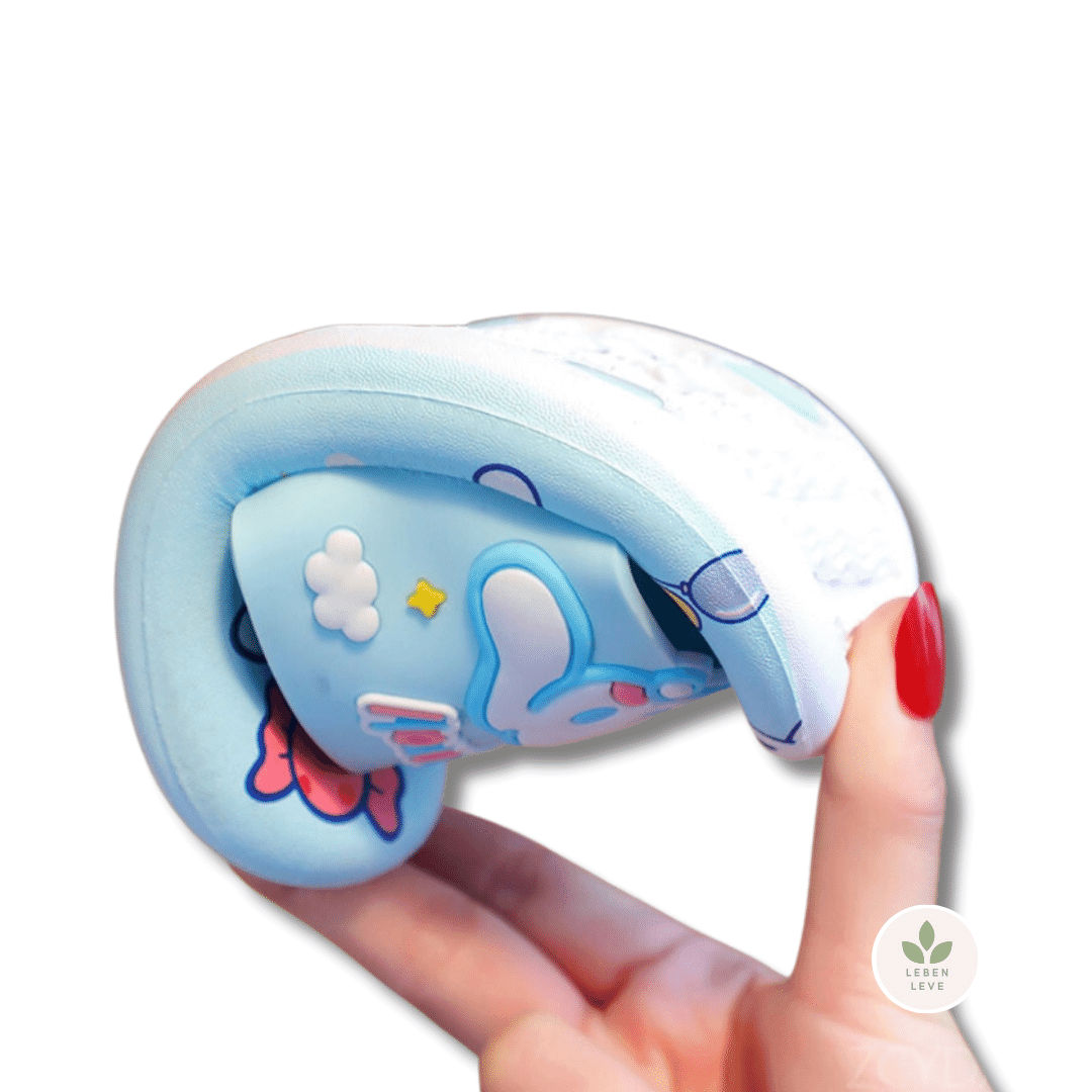 Chinelo Hello Kitty - So Soft + Brinde Par de Meias Hello Kitty - Leben Leve