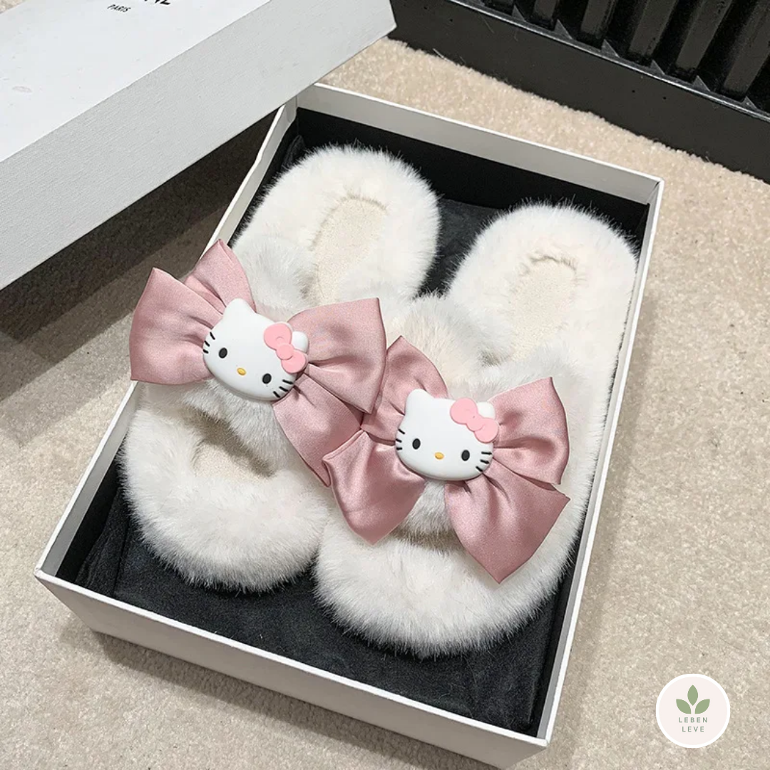 Chinelo Pelúcia Hello Kitty