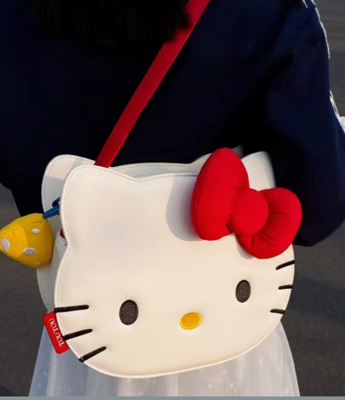 Bolsa Hello Kitty - Fofura e Praticidade